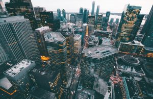 Who Are Apple’s Main Competitors in Tech?